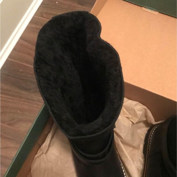 Brand New Roots Boots - Picture 4 of 9